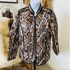 Animal Print Contrasting Black Bias Reversible Quilted Lightweight Jacket